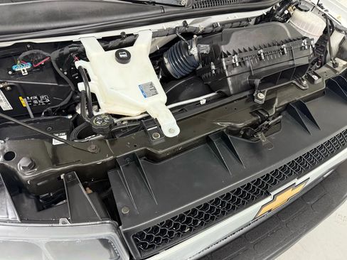 Used 2021 Chevrolet Express 2500 w/ Driver Convenience Package image 40