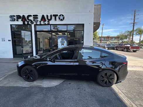 Used 2024 Tesla Model 3 Standard Range RWD image 5