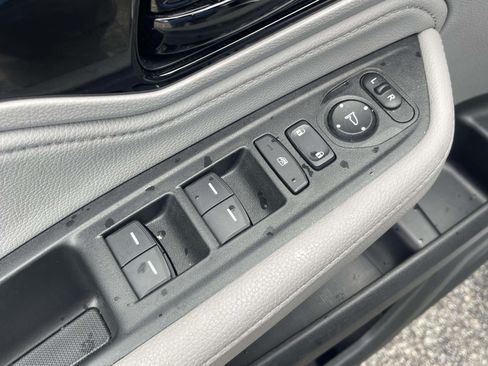 Used 2023 Honda Odyssey Touring image 20