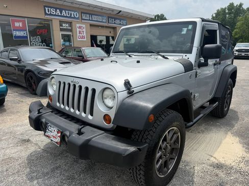 Used 2008 Jeep Wrangler X AWD/4WD image 2