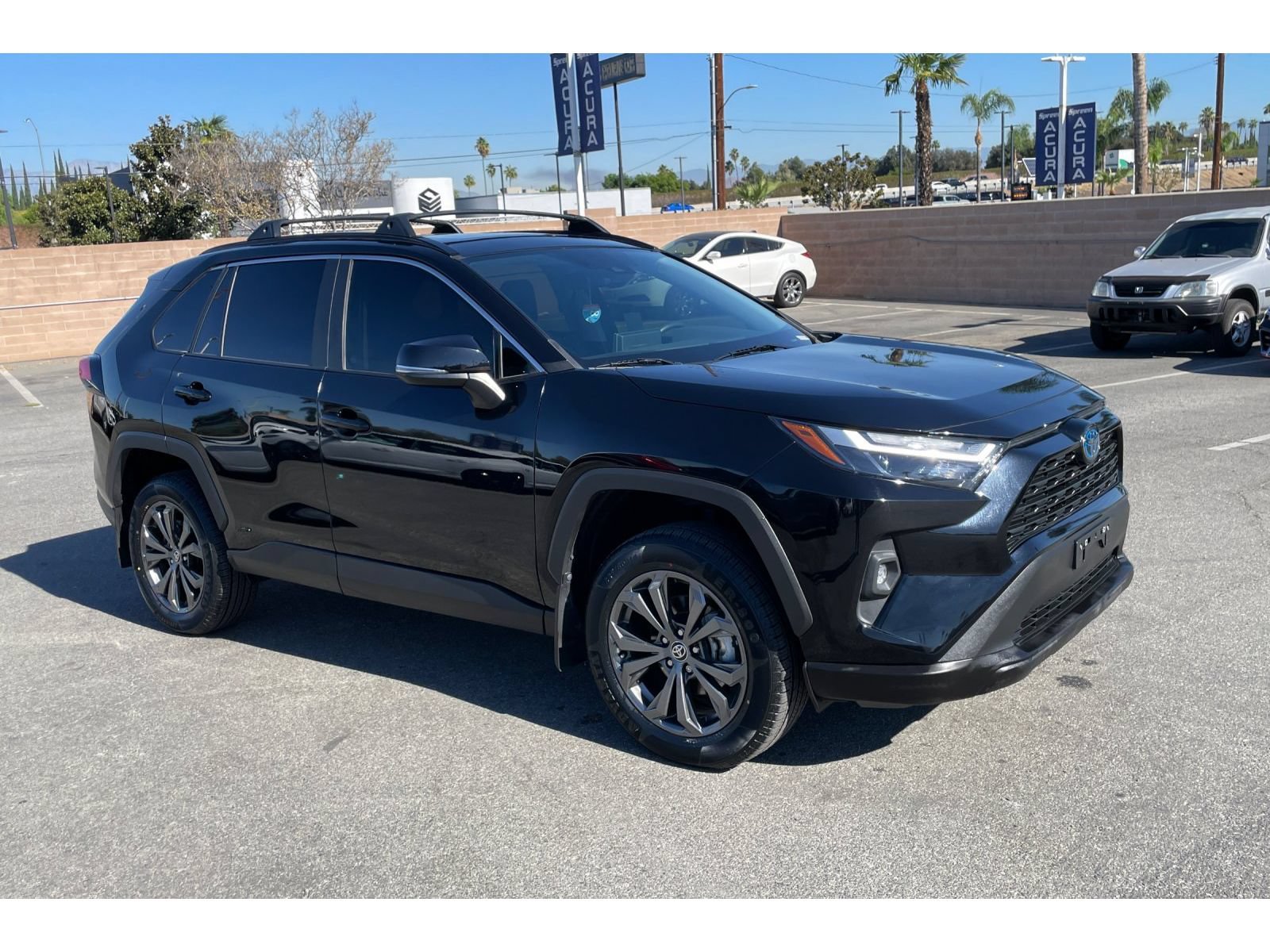 Used 2024 Toyota RAV4 XLE Premium w/ Weather Package AWD/4WD image 7