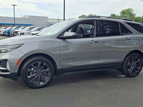 Certified 2023 Chevrolet Equinox RS FWD image 7