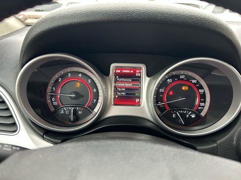 Used 2018 Dodge Journey GT image 22