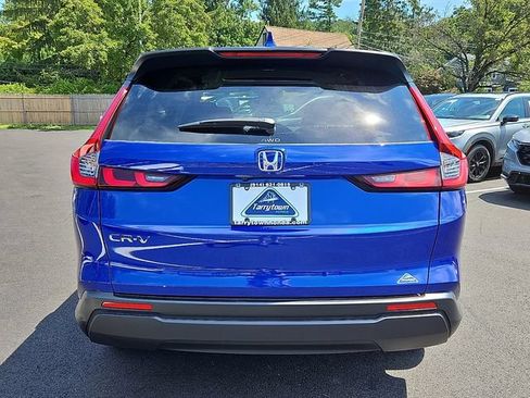 Used 2024 Honda CR-V EX image 5