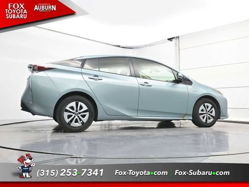 Used 2018 Toyota Prius Two image 17