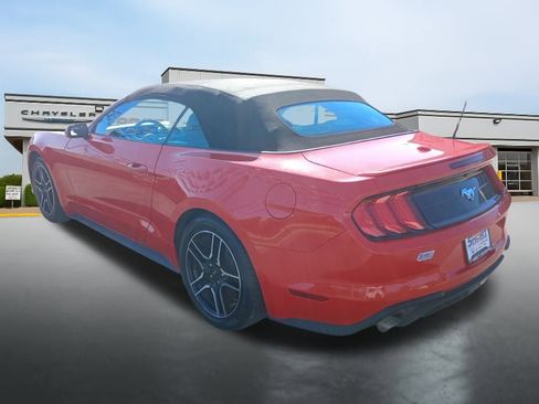 Used 2022 Ford Mustang Premium image 7