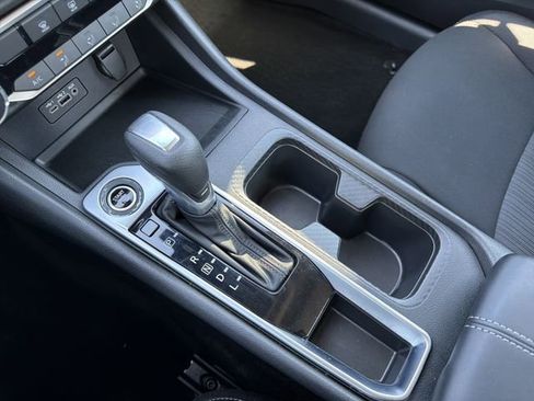 Certified 2023 Nissan Sentra SV image 9