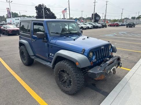 Used 2009 Jeep Wrangler X AWD/4WD image 2
