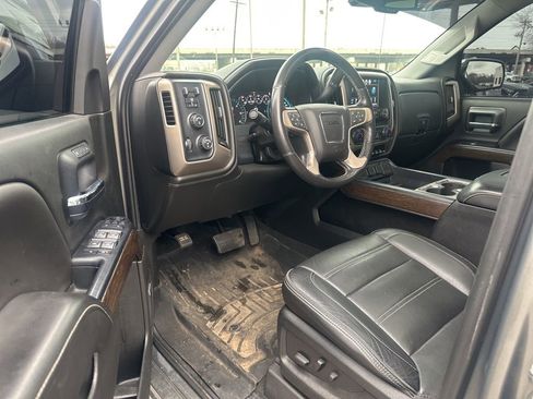 Used 2018 GMC Sierra 2500 Denali w/ Duramax Plus Package image 27