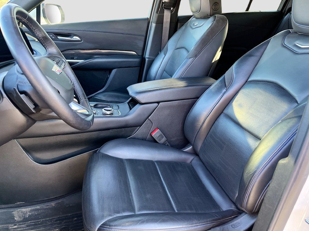 Used 2024 Cadillac XT4 Sport FWD image 20