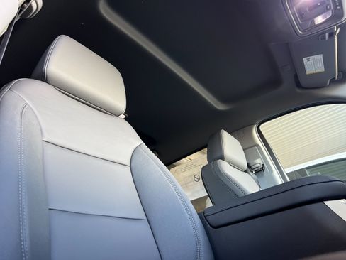New 2026 Chevrolet Silverado 1500 LT Trail Boss w/ LT Trail Boss Premium Package AWD/4WD image 16