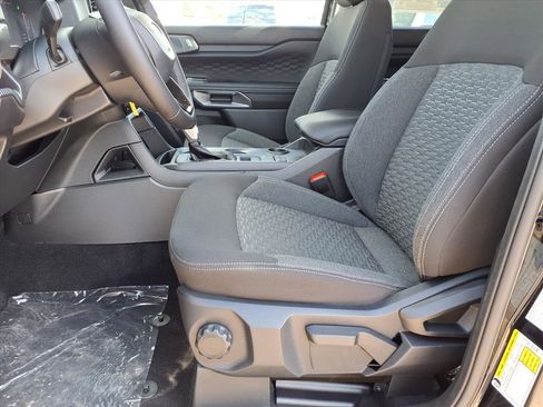 New 2025 Ford Ranger XLT w/ Chrome Accent Package image 6