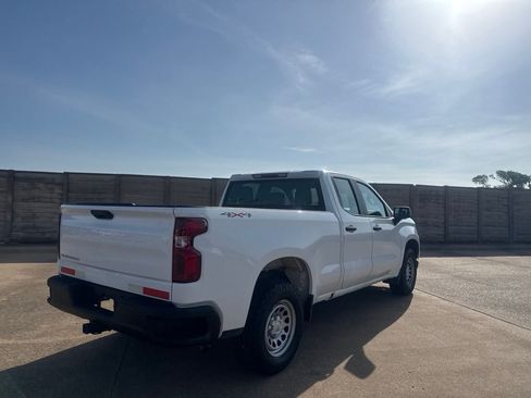 Used 2020 Chevrolet Silverado 1500 W/T w/ Trailering Package AWD/4WD image 19
