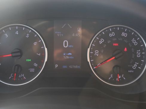 Used 2022 Toyota RAV4 XLE w/ Convenience Package AWD/4WD image 29