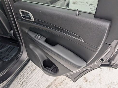 Used 2020 Jeep Grand Cherokee Limited w/ Premium Lighting Group image 28