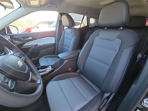 New 2026 Chevrolet Trax LT FWD image 18