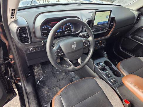 Used 2021 Ford Bronco Sport Outer Banks image 11