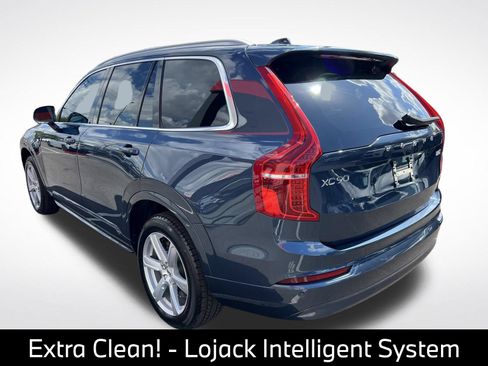 Used 2023 Volvo XC90 B5 Core AWD/4WD image 8