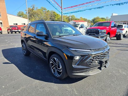 New 2026 Chevrolet TrailBlazer RS w/ Convenience Package image 3