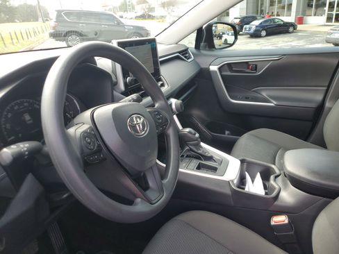 Used 2024 Toyota RAV4 LE image 18