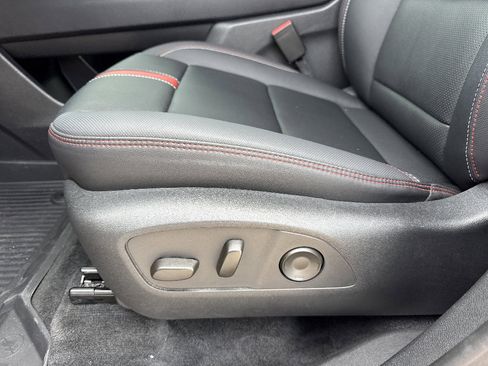 Used 2024 Chevrolet Traverse RS w/ LPO, Floor Liner Package FWD image 49