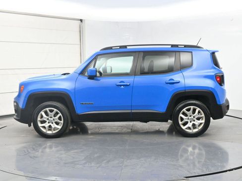 Used 2015 Jeep Renegade Latitude AWD/4WD image 19