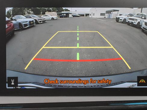 Used 2025 Lexus ES 300h w/ Premium Package image 24