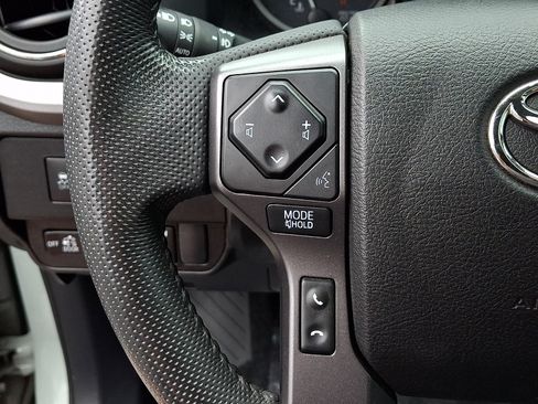 Used 2022 Toyota Tacoma TRD Sport w/ TRD Premium Sport Package AWD/4WD image 22