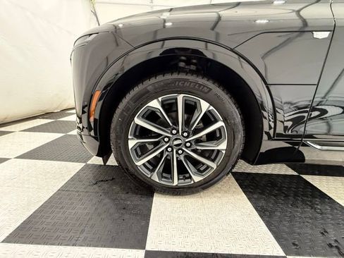 Used 2025 Cadillac Lyriq Sport image 10