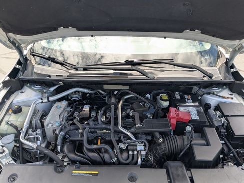 Used 2021 Nissan Sentra SV FWD image 32