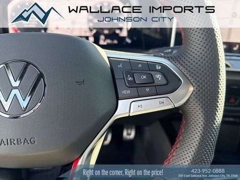 New 2026 Volkswagen GTI SE FWD image 21