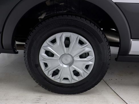 Used 2023 Ford Transit 350 XLT RWD image 28
