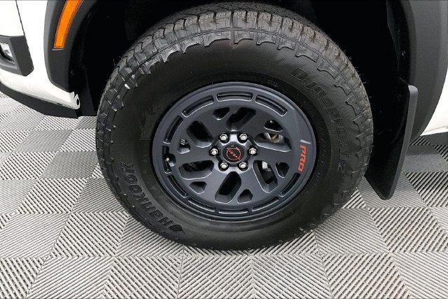 New 2026 Nissan Frontier PRO-4X w/ Tow Package AWD/4WD image 12