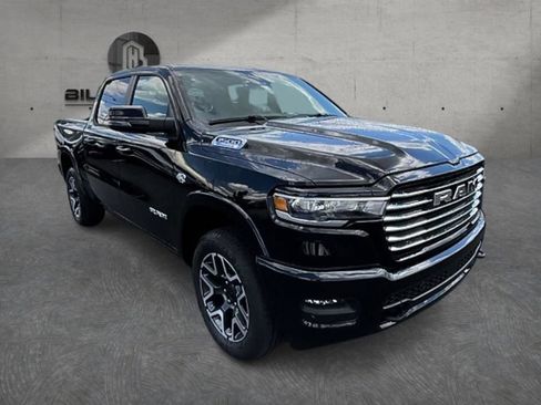 New 2026 RAM 1500 Laramie w/ Laramie Preferred Package AWD/4WD image 3