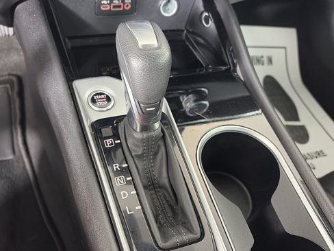 Used 2024 Nissan Altima 2.5 SV FWD image 22