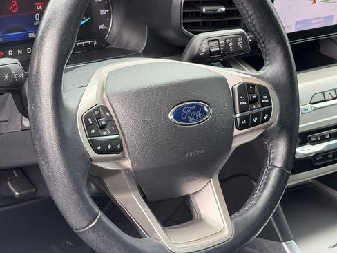 Certified 2022 Ford Explorer XLT w/ Equipment Group 202A RWD image 20