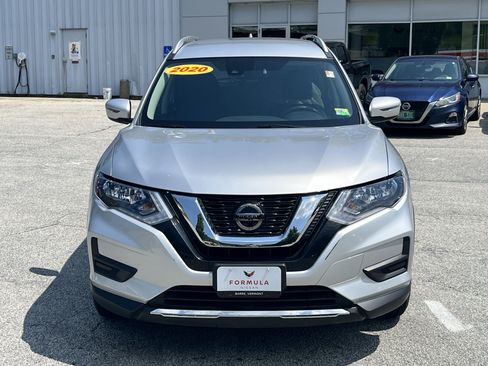 Used 2020 Nissan Rogue SV AWD/4WD image 2