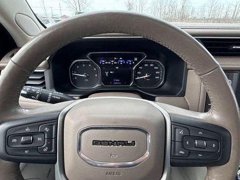Certified 2021 GMC Yukon Denali image 11