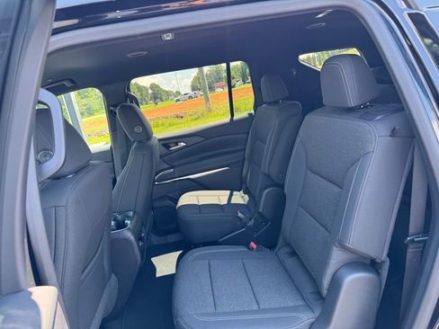 New 2026 Chevrolet Traverse LT w/ Driver Confidence Package image 8