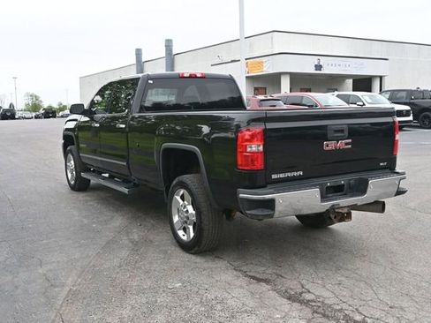 Used 2016 GMC Sierra 2500 SLT w/ Duramax Plus Package AWD/4WD image 4
