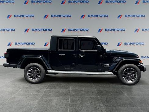 Used 2021 Jeep Gladiator Overland w/ Popular Equipment Package AWD/4WD image 6