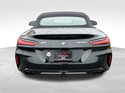 Used 2022 BMW Z4 M40i w/ Premium Package image 4