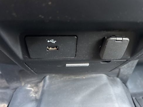 Used 2018 Ford F150 XL w/ Equipment Group 101A Mid image 33