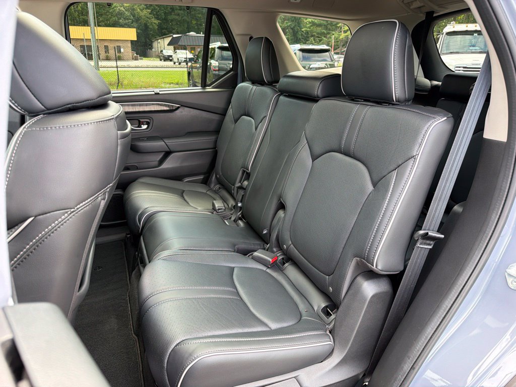 Used 2023 Honda Pilot Elite image 21