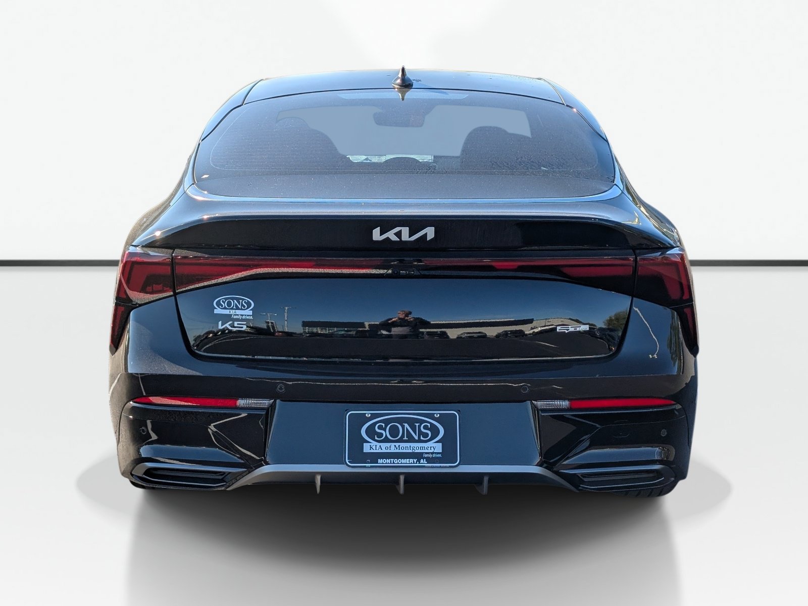 New 2027 Kia K5 GT-Line FWD image 4