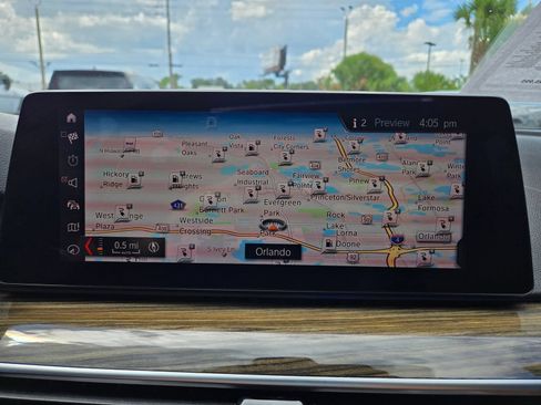 Used 2019 BMW 530e w/ M Sport Package RWD image 28