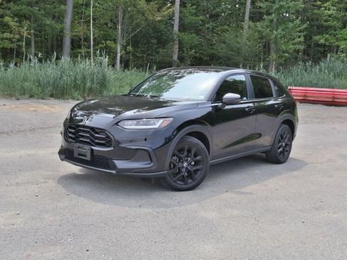 Used 2024 Honda HR-V Sport image 3