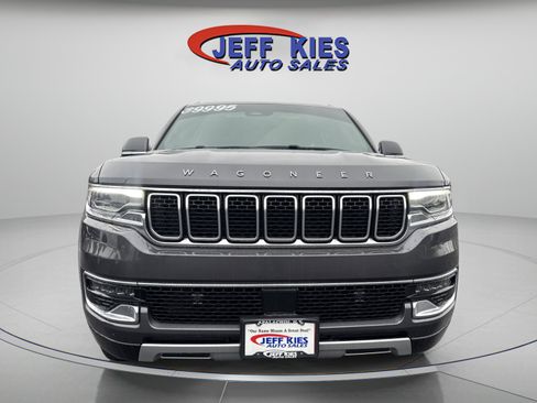 Used 2022 Jeep Wagoneer Series II w/ Premium Group I image 2