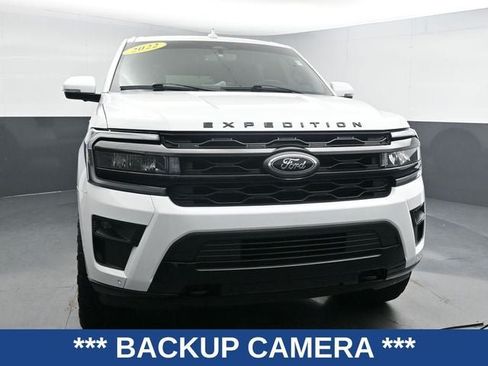 Used 2022 Ford Expedition Limited AWD/4WD image 3
