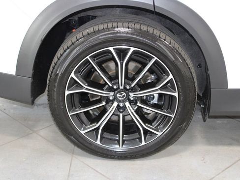 Used 2025 MAZDA CX-70 Plug-In Hybrid w/ Premium Pkg AWD/4WD image 13